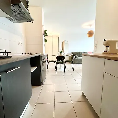 Lescale Des Artistes - Métro - Tramway - Aéroport Toulouse