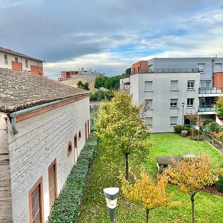 Apartman Lescale Des Artistes - Metro - Tramway - Aeroport *