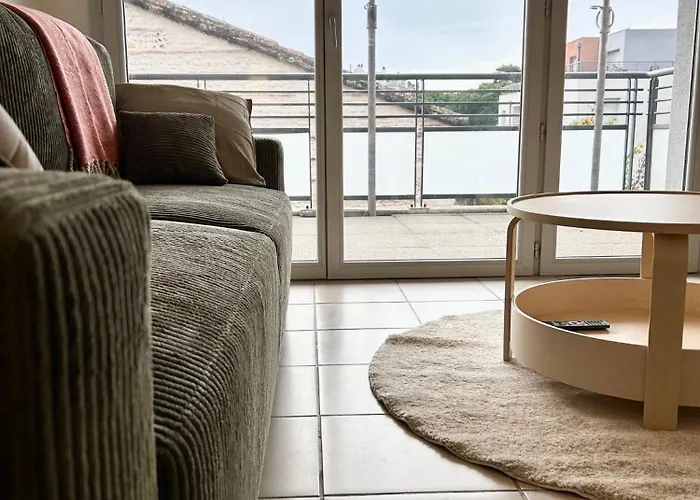 Apartmán Lescale Des Artistes - Metro - Tramway - Aeroport *