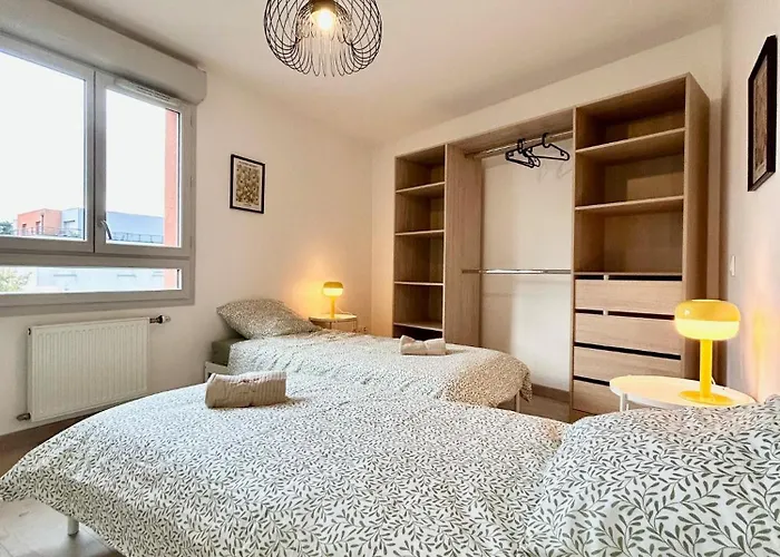 Διαμέρισμα Lescale Des Artistes - Metro - Tramway - Aeroport *