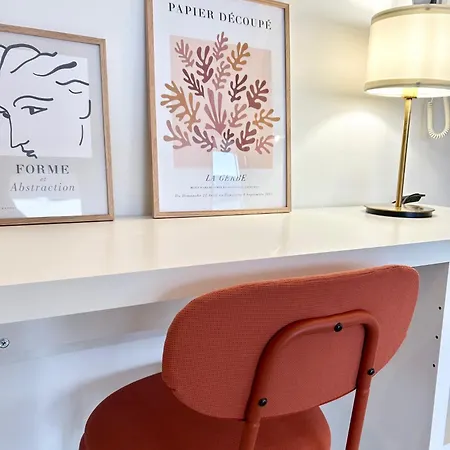 Lescale Des Artistes - Metro - Tramway - Aeroport Lejlighed